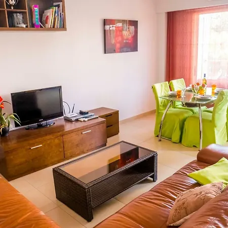Family 1bd Elysia Park Пафос