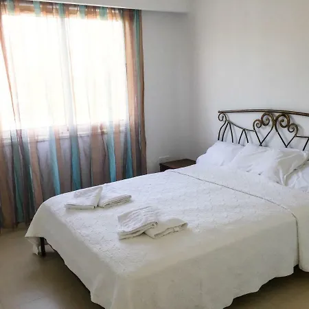 Family 1bd Elysia Park Apartment Paphos